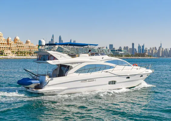 private yacht vassia making waves in Dubai